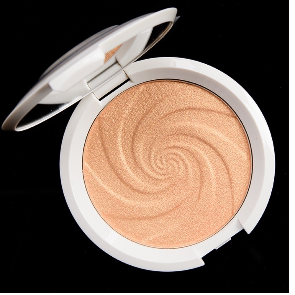 🆕Becca Highlighter Discontinued